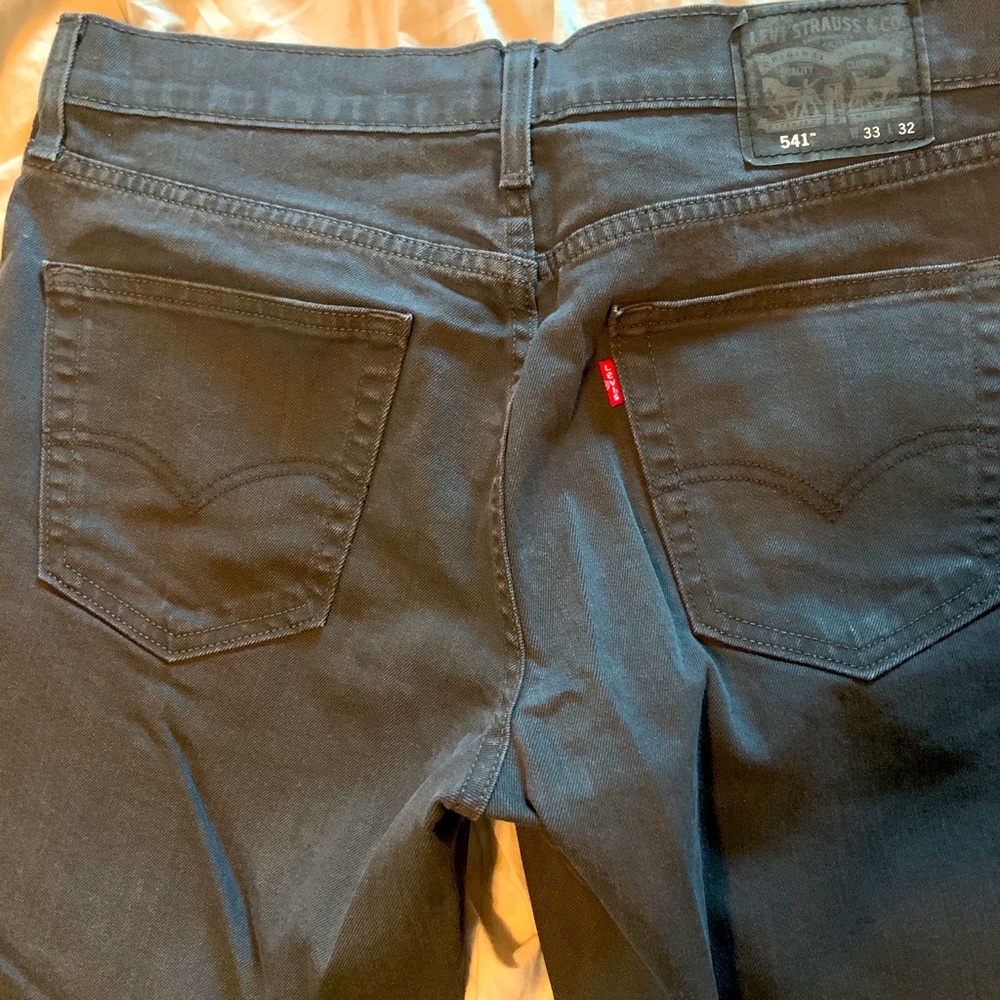 Men’s Levi 541 black jeans 33 x 32